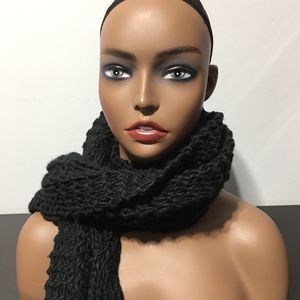 NEW Nordstrom Women’s Black Fringe Winter Scarf